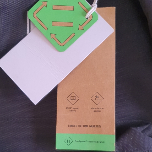 Herschel Nova Backpack - 18L + FREE GIFT - NWT - Picture 12 of 12